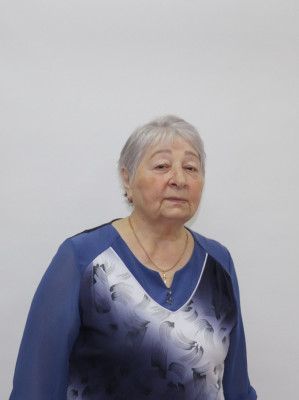 Заместитель заведующего по административно — хозяйственной части Антоненко Галина Кирилловна